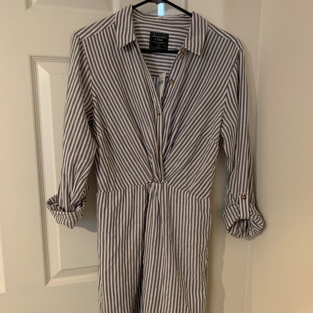 Women’s button up dress